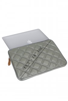 13,3 ve 14 inç Macbook Laptop Kılıfı Uzay Gri